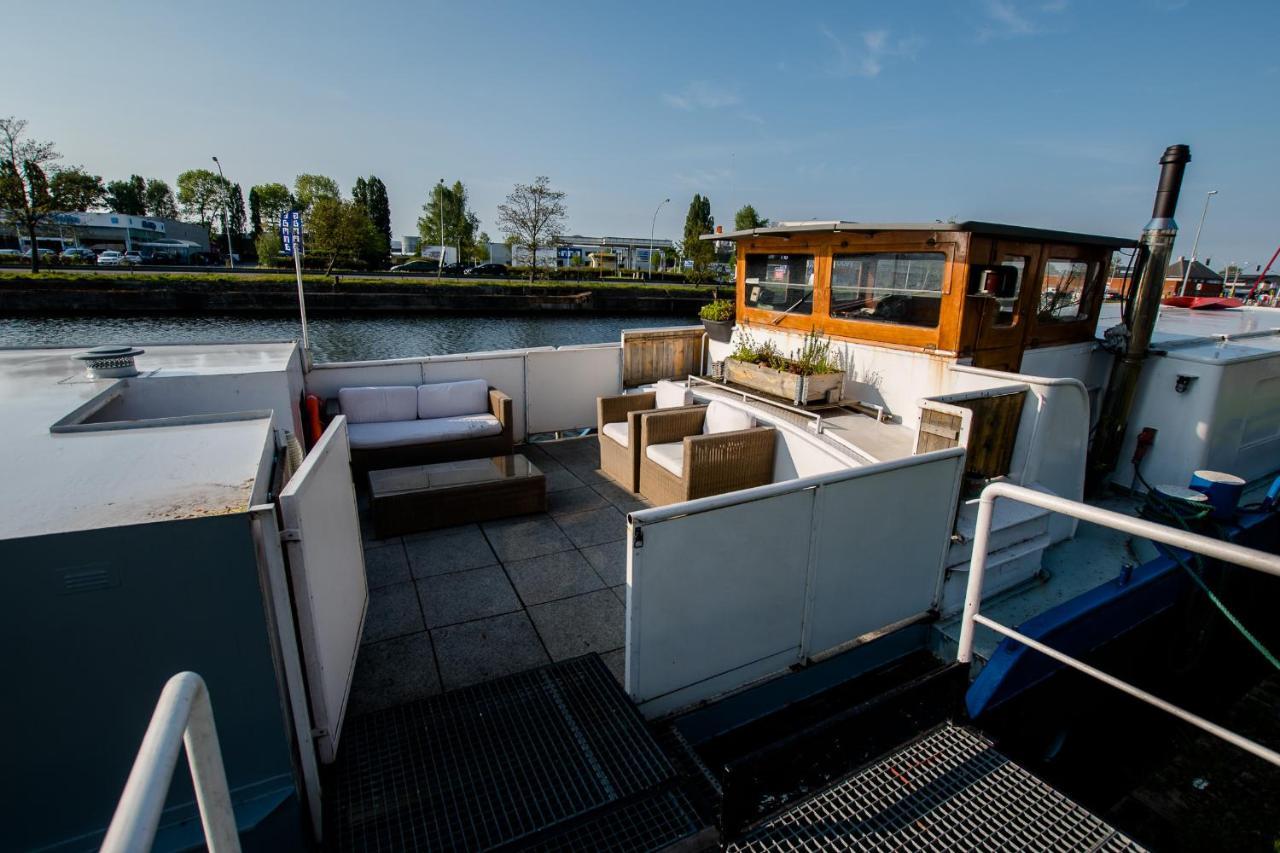 Houseboat Jana - With Sauna And Terrace Botel