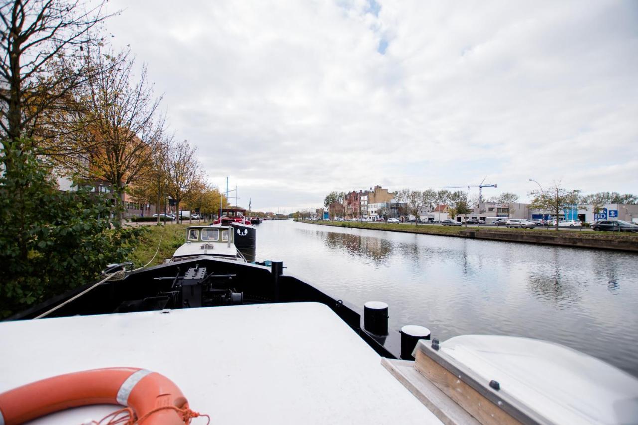 Botel Houseboat Jana - With Sauna And Terrace